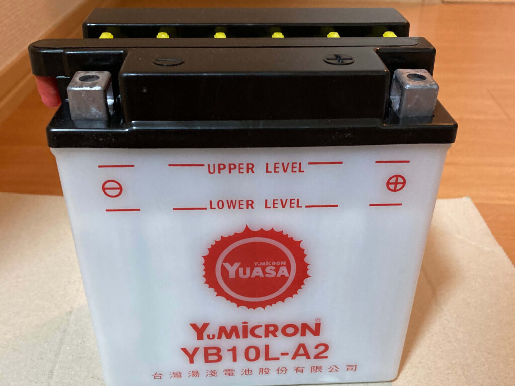 グラストラッカーのバッテリー交換｜適合バッテリーと初期型・後期型の