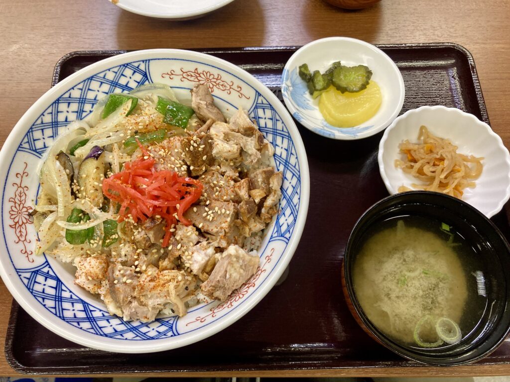 チャーシュー丼1,180円