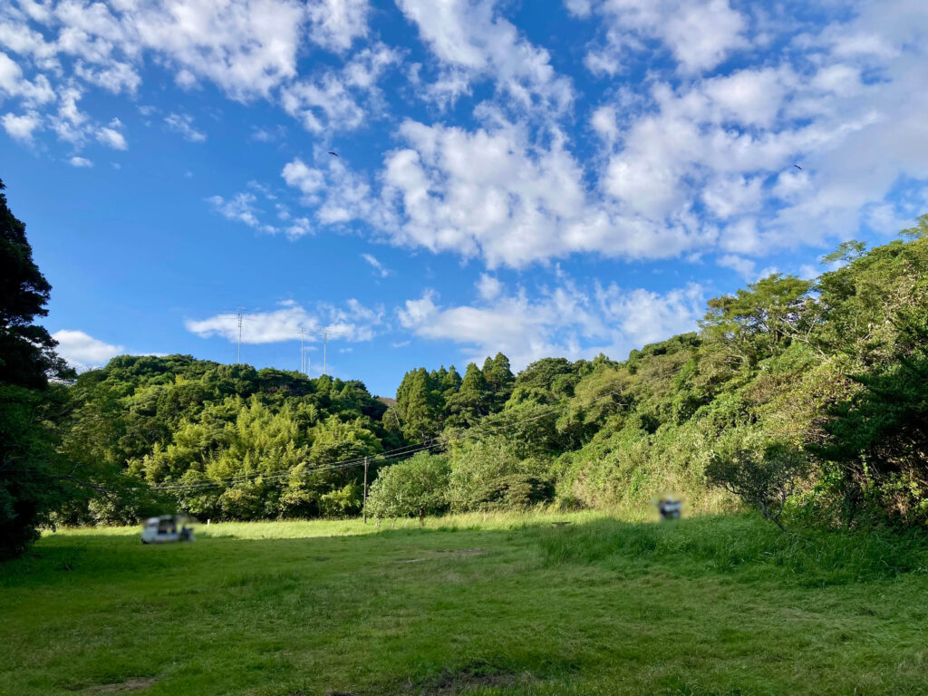 キャンプサイト