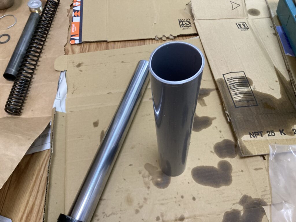 シール打ち込み用塩ビ管